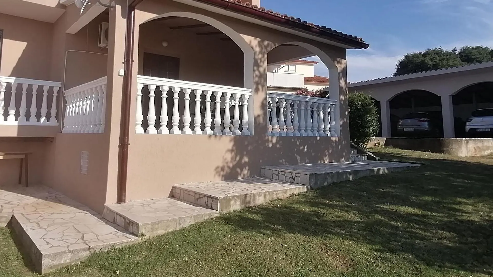 Apartment Danica Valtura