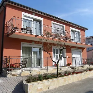 Nina Apartment Umag